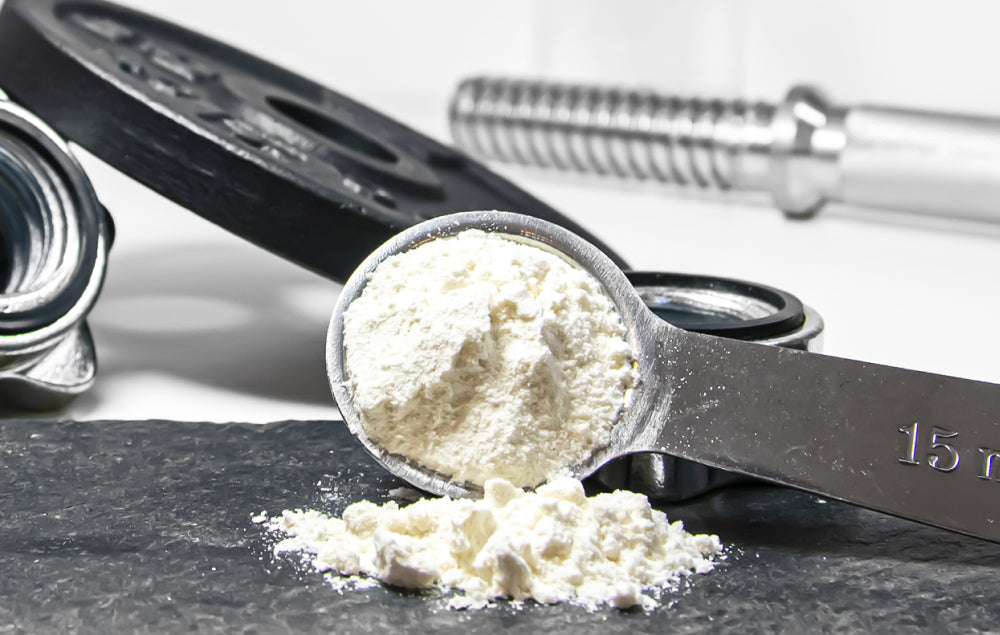 プロテインでダイエットできる？体脂肪を落とす正しい飲み方と選び方を解説